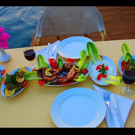 Otel Yilmaz Kaptan Bozburun